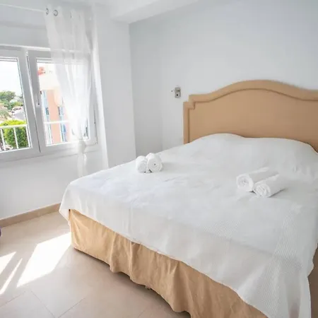 Apartment New Fantastic Location 2 Bed, 2 Bath 150m From The Beach, Central Estepona